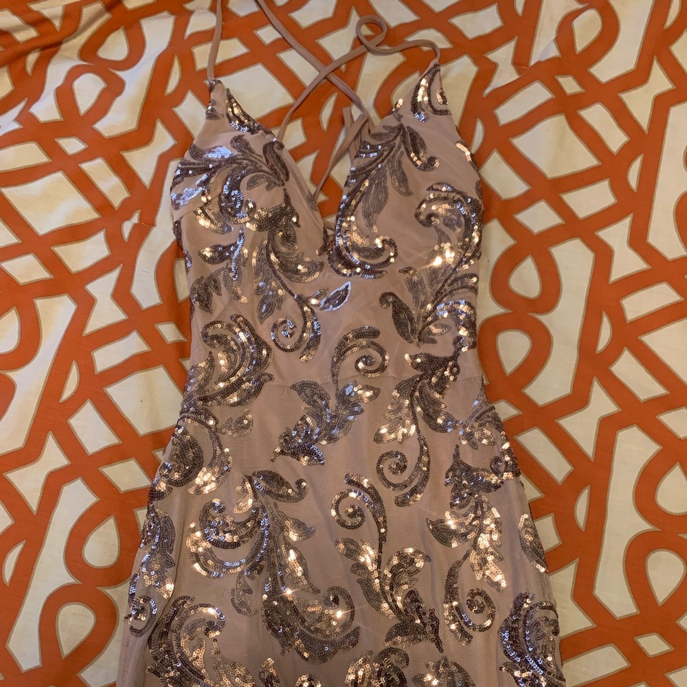 Women’s dress